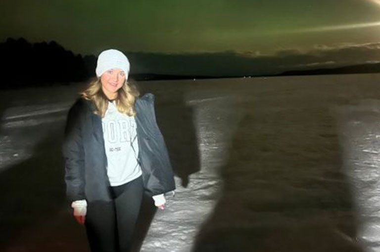Leanne Northern Lights Featured